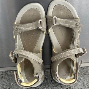 Hi-Tec Taupe Outdoor Sport Sandals